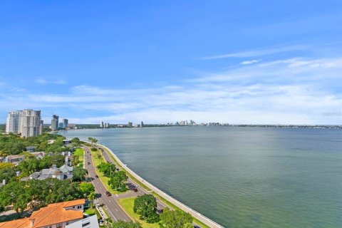 Condominio en venta en Tampa, Florida, 3 dormitorios, 140.65 m2 № 1539538 - foto 7