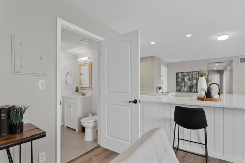 Condominio en venta en Tampa, Florida, 3 dormitorios, 140.65 m2 № 1539538 - foto 12