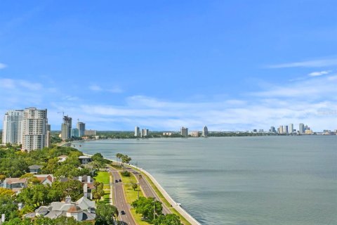 Condominio en venta en Tampa, Florida, 3 dormitorios, 140.65 m2 № 1539538 - foto 8