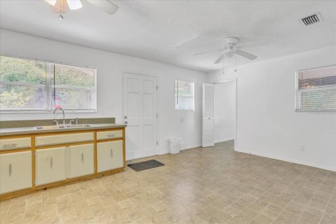House in Micanopy, Florida 2 bedrooms, 88.07 sq.m. № 1771983 - photo 9