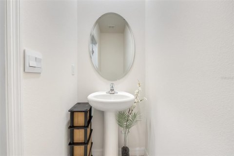 Touwnhouse à vendre à Howey-in-the-Hills, Floride: 3 chambres, 155.43 m2 № 2208472 - photo 16