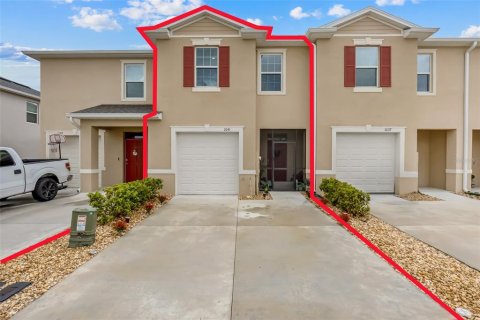 Touwnhouse à vendre à Howey-in-the-Hills, Floride: 3 chambres, 155.43 m2 № 2208472 - photo 4