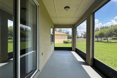 House in Seffner, Florida 3 bedrooms, 163.23 sq.m. № 2202876 - photo 3