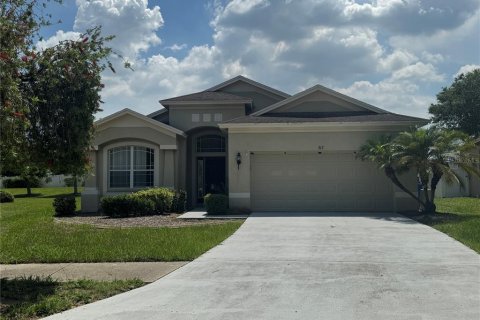 House in Seffner, Florida 3 bedrooms, 163.23 sq.m. № 2202876 - photo 2
