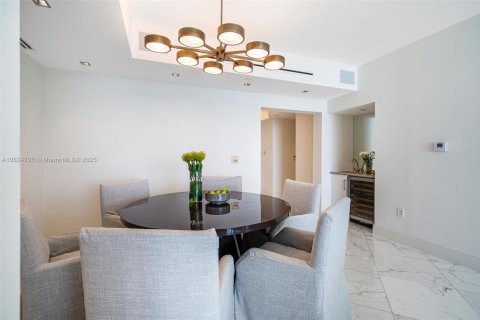 Copropriété à louer à Sunny Isles Beach, Floride: 3 chambres, 205.69 m2 № 1764240 - photo 8