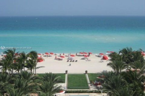 Copropriété à louer à Sunny Isles Beach, Floride: 3 chambres, 205.69 m2 № 1764240 - photo 22