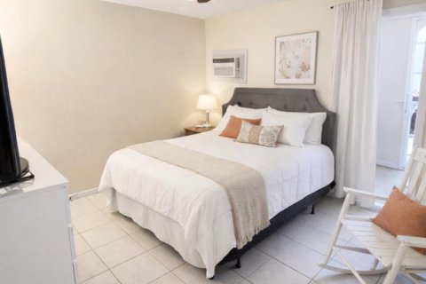 Studio in the Condo in Deerfield Beach, Florida № 2246335 - photo 2