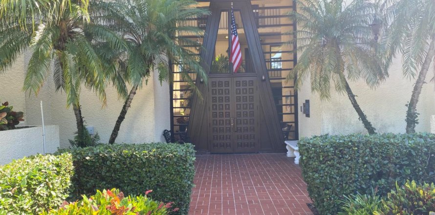 Condo à Stuart, Floride, 2 chambres  № 2077480