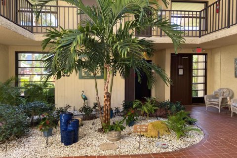 Copropriété à vendre à Stuart, Floride: 2 chambres, 96.99 m2 № 2077480 - photo 2