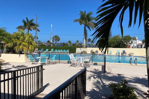 Copropriété à vendre à Stuart, Floride: 2 chambres, 96.99 m2 № 2077480 - photo 25
