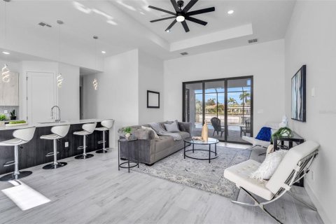 Casa en alquiler en Port Charlotte, Florida, 4 dormitorios, 175.96 m2 № 1402132 - foto 22