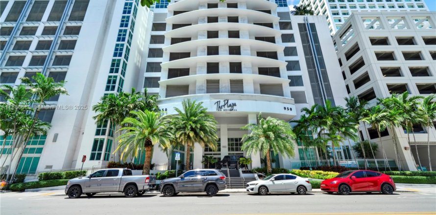 Condo in Miami, Florida, 1 bedroom № 1889714