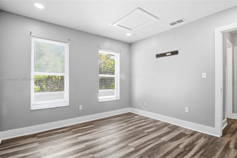 Villa ou maison à louer à Dania Beach, Floride: 2 chambres, 183.57 m2 № 2086182 - photo 25