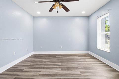 Villa ou maison à louer à Dania Beach, Floride: 2 chambres, 183.57 m2 № 2086182 - photo 17