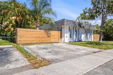 Villa ou maison à louer à Dania Beach, Floride: 2 chambres, 183.57 m2 № 2086182 - photo 28