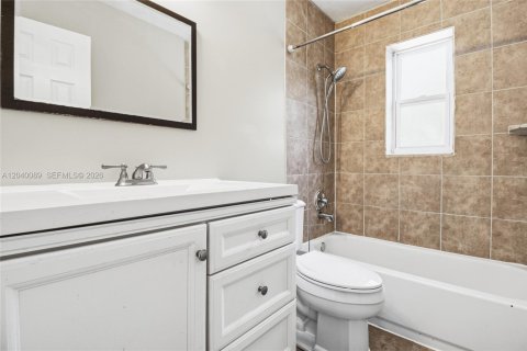 Villa ou maison à louer à Dania Beach, Floride: 2 chambres, 183.57 m2 № 2086182 - photo 20