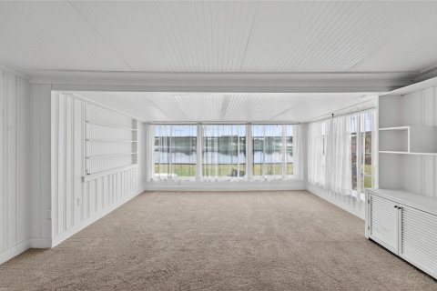 House in Sun City Center, Florida 2 bedrooms, 123.93 sq.m. № 1846805 - photo 20