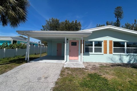 Duplex in Holmes Beach, Florida 2 bedrooms, 86.96 sq.m. № 2143780 - photo 2