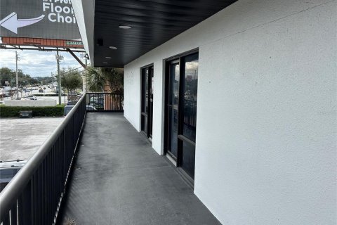 Propiedad comercial en alquiler en Ocala, Florida, 1333.52 m2 № 1813521 - foto 1