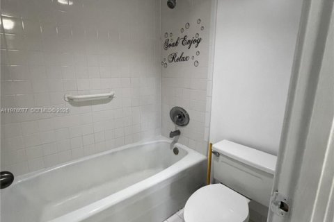 Купить кондоминиум в Авентура, Флорида 2 спальни, 101.45м2, № 2042065 - фото 20