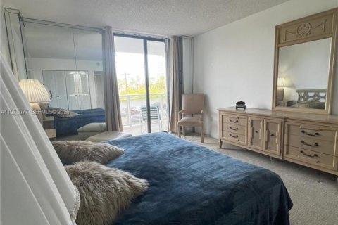 Купить кондоминиум в Авентура, Флорида 2 спальни, 101.45м2, № 2042065 - фото 15