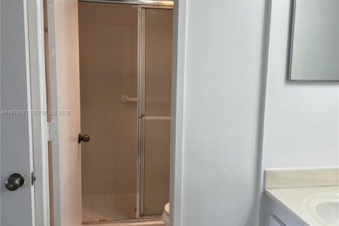Купить кондоминиум в Авентура, Флорида 2 спальни, 101.45м2, № 2042065 - фото 26