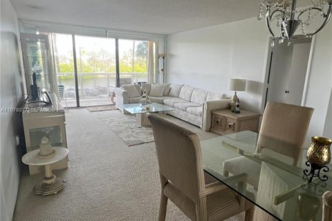 Купить кондоминиум в Авентура, Флорида 2 спальни, 101.45м2, № 2042065 - фото 12
