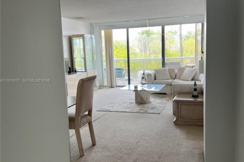 Купить кондоминиум в Авентура, Флорида 2 спальни, 101.45м2, № 2042065 - фото 10