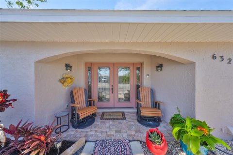 Casa en venta en Apollo Beach, Florida, 3 dormitorios, 170.01 m2 № 1510198 - foto 4
