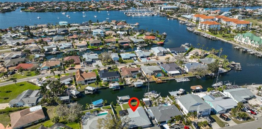 Casa en Apollo Beach, Florida 3 dormitorios, 170.01 m2 № 1510198