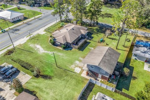 Villa ou maison à vendre à Wildwood, Floride: 6 chambres, 285.58 m2 № 1534467 - photo 29