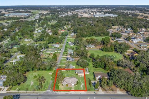 Villa ou maison à vendre à Wildwood, Floride: 6 chambres, 285.58 m2 № 1534467 - photo 25