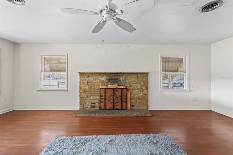 Villa ou maison à vendre à Wildwood, Floride: 6 chambres, 285.58 m2 № 1534467 - photo 10