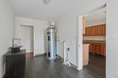 Villa ou maison à vendre à Wildwood, Floride: 6 chambres, 285.58 m2 № 1534467 - photo 16