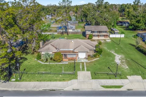 Villa ou maison à vendre à Wildwood, Floride: 6 chambres, 285.58 m2 № 1534467 - photo 1