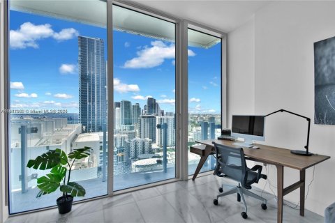 Condo in Miami, Florida, 1 bedroom  № 1944838 - photo 6