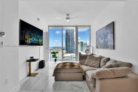 Condo in Miami, Florida, 1 bedroom  № 1944838 - photo 5