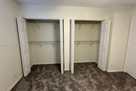 Touwnhouse à louer à Weston, Floride: 3 chambres, 134.06 m2 № 1996237 - photo 20