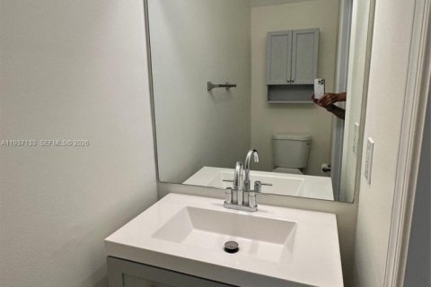 Touwnhouse à louer à Weston, Floride: 3 chambres, 134.06 m2 № 1996237 - photo 21