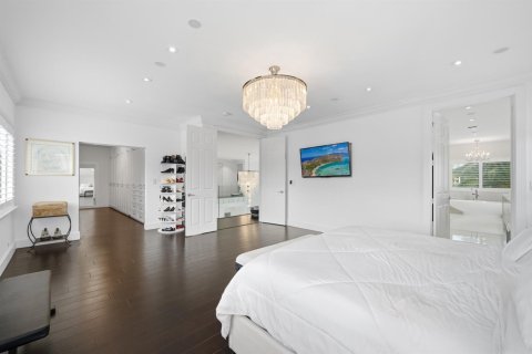 Casa en venta en North Miami Beach, Florida, 5 dormitorios, 467.02 m2 № 2188377 - foto 28