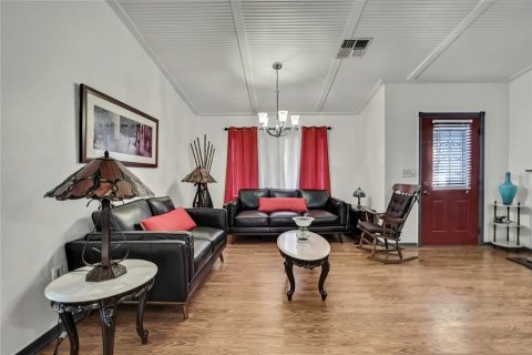 Купить виллу или дом в Спринг-Хилл, Флорида 6 комнат, 158.31м2, № 1510136 - фото 11