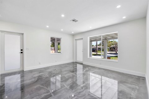 House in Fort Lauderdale, Florida 3 bedrooms, 119.1 sq.m. № 2083804 - photo 11