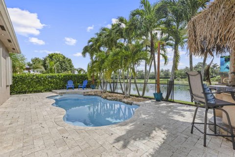 Villa ou maison à vendre à West Palm Beach, Floride: 4 chambres, 222.78 m2 № 2251955 - photo 6