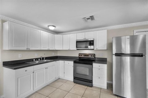 House in Ocala, Florida 3 bedrooms, 85.84 sq.m. № 2395925 - photo 20