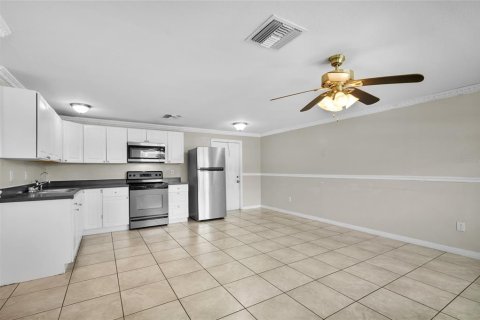House in Ocala, Florida 3 bedrooms, 85.84 sq.m. № 2395925 - photo 23