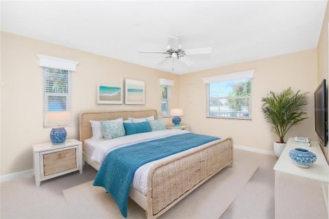 House in Englewood, Florida 3 bedrooms, 164.81 sq.m. № 2391230 - photo 21