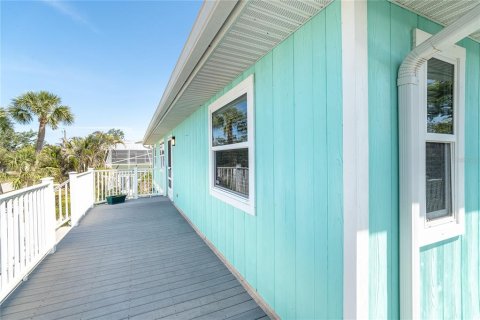 House in Englewood, Florida 3 bedrooms, 164.81 sq.m. № 2391230 - photo 14
