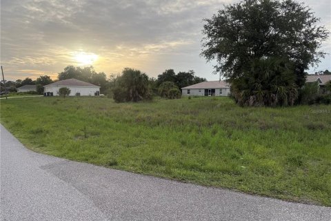Land in North Port, Florida № 2159561 - photo 4