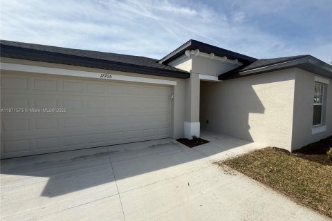 Casa en alquiler en Fort Myers, Florida, 3 dormitorios № 1920101 - foto 11