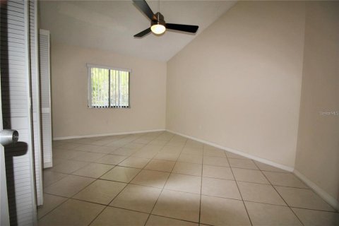 House in Kissimmee, Florida 3 bedrooms, 123.19 sq.m. № 1740351 - photo 10